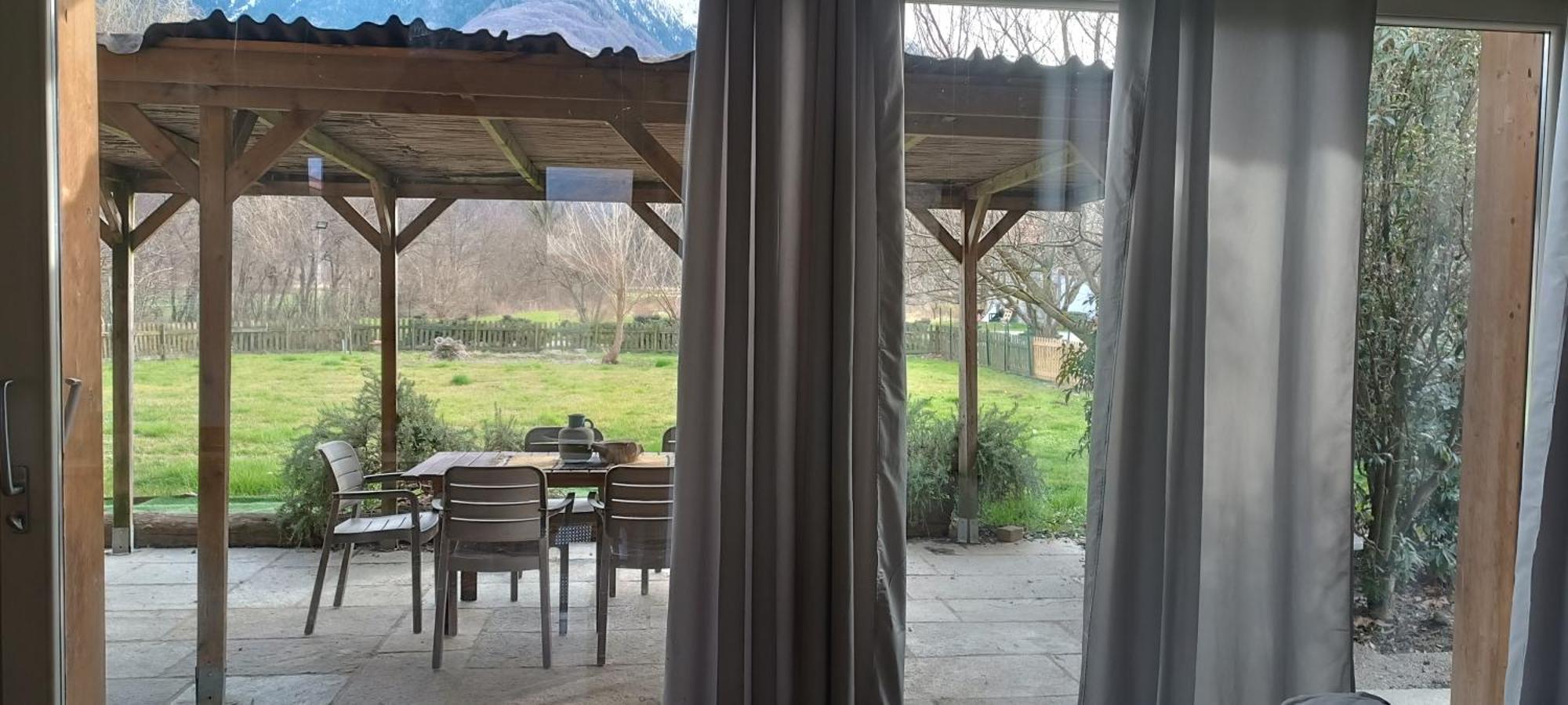 Cascina Borgofrancone Aparthotel Gera Lario Bagian luar foto